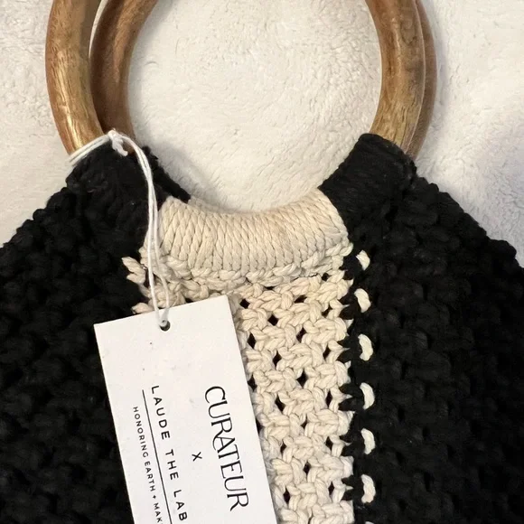 Crater Black and White Macrame Purse - Picture 2 of 5